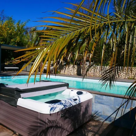 L'echappee Belle - Private Pool, Spa, Tennis & Golf